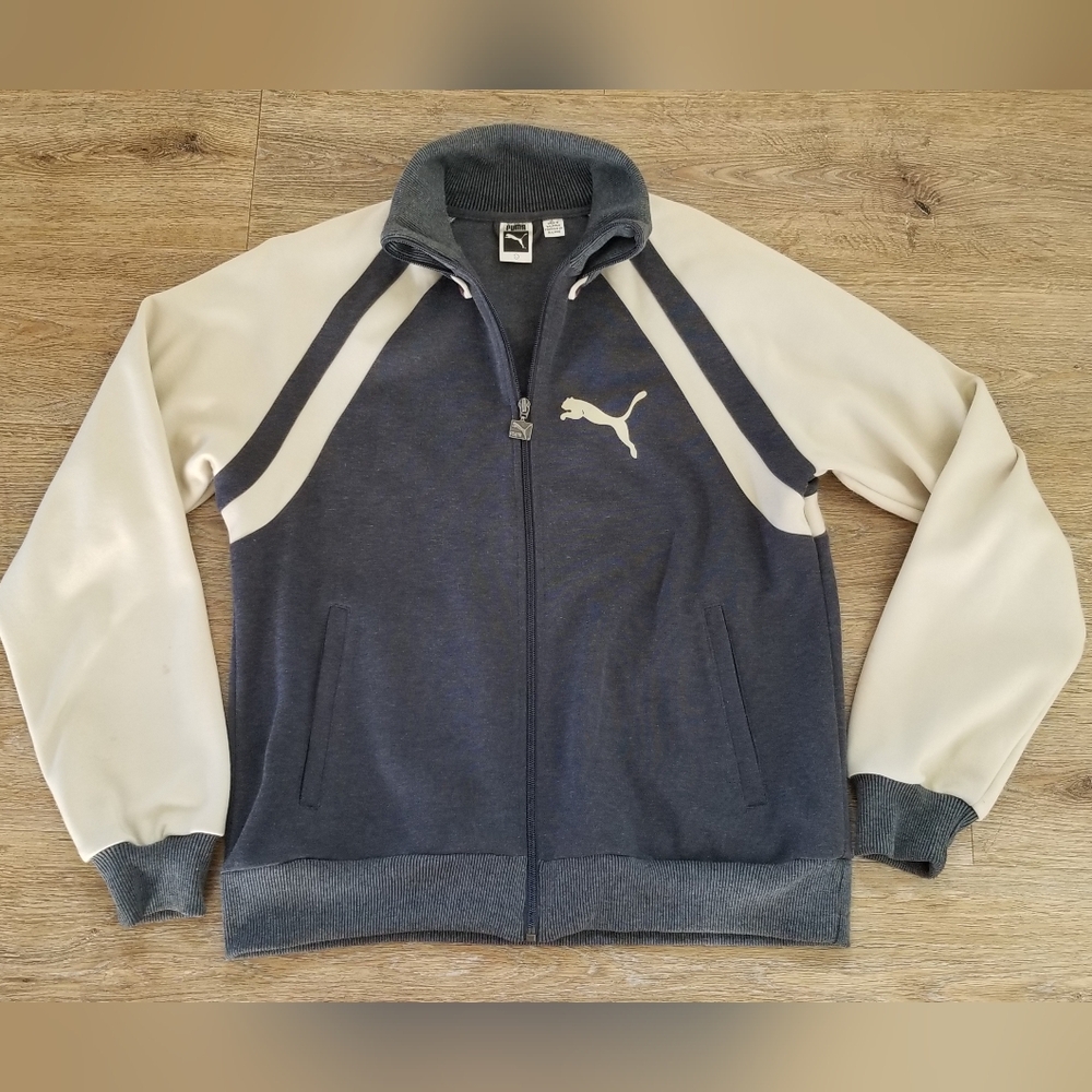 Puma sweater size Large